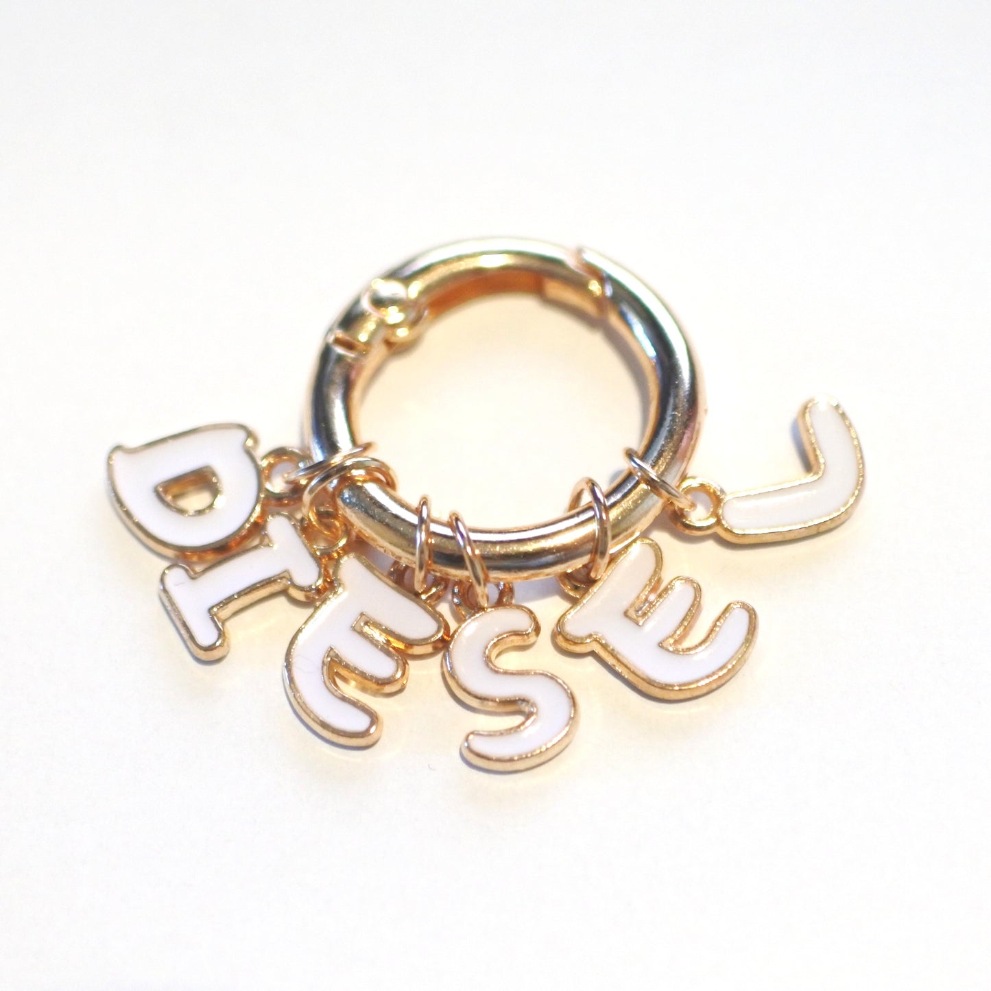 HAPPUP Personalized Name Tag - Alphabet Letter